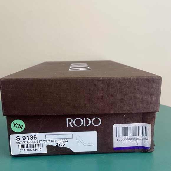 Rodo evening pump with pearls and crystals great condition size 37,5 runs US 7 - Picture 9 of 9